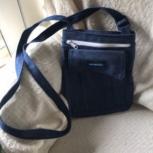 Kavu crossbody